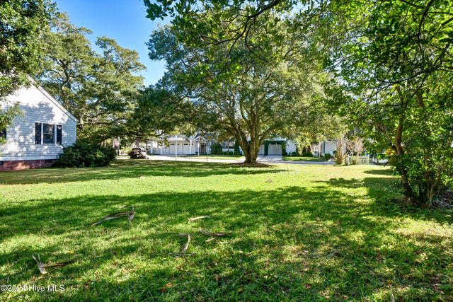 $1,290,000 | 104 Cypress Avenue | Shore Acres