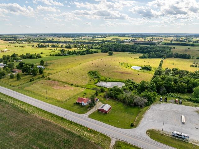 $398,643 | 15789 Highway 63 | Benton Township - Adair County