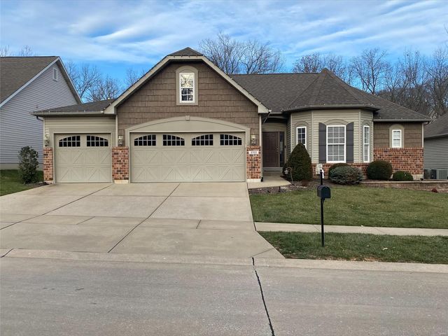 $550,000 | 1511 Heritage Valley Drive | Fenton Township