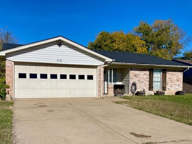 $279,900 | 516 Normandy Lane | Saginaw North