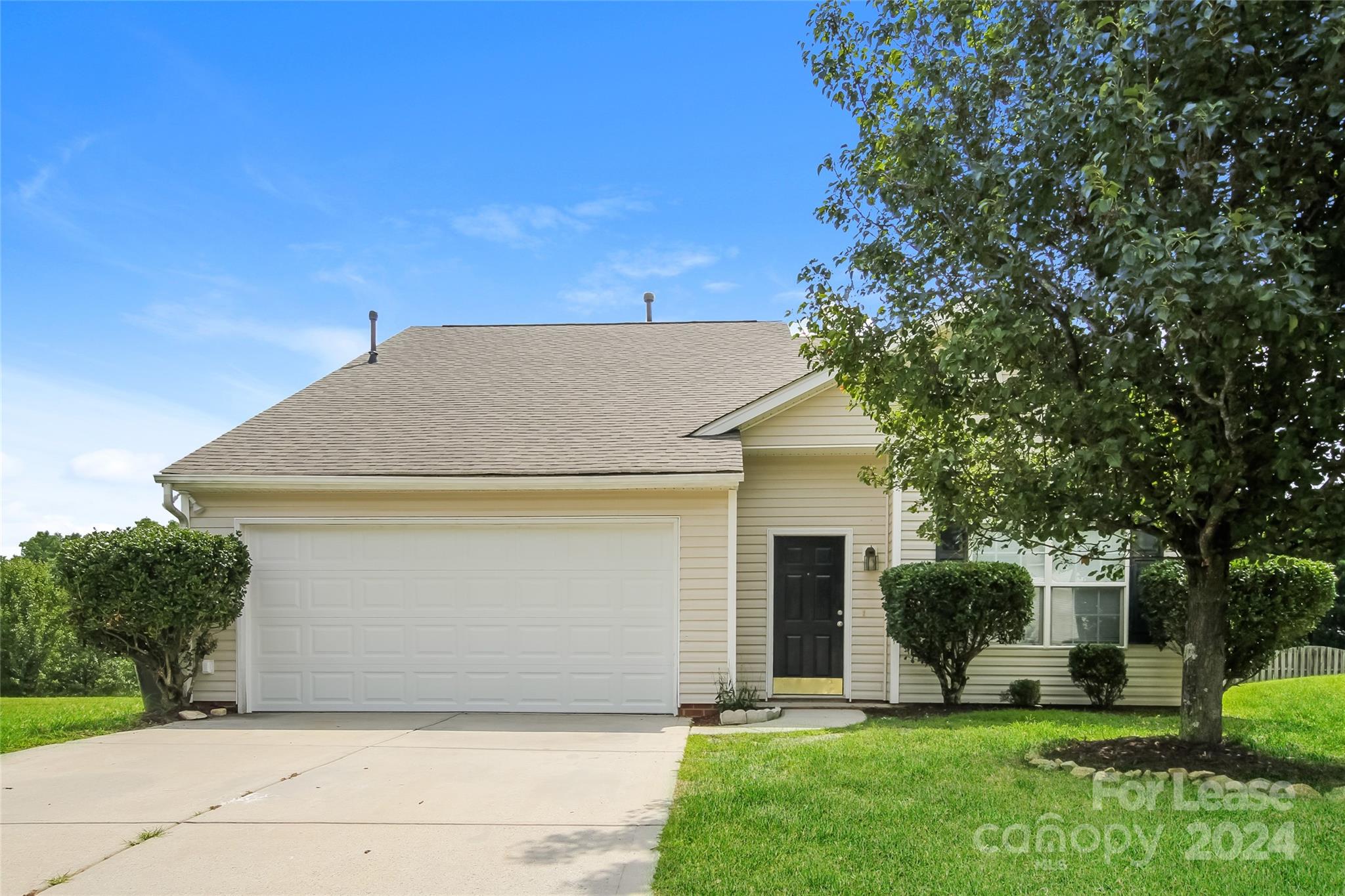 front view of house with a yard