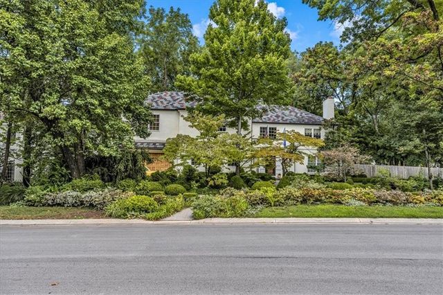 $1,899,900 | 6235 Mission Drive | Sagamore Hills