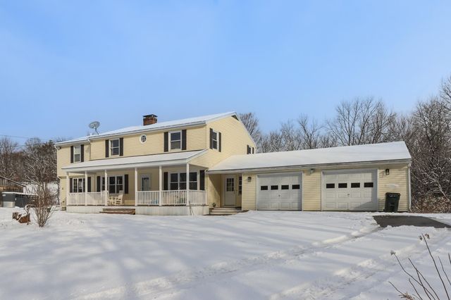 $770,000 | 1010 Black Brook Road | Dunbarton