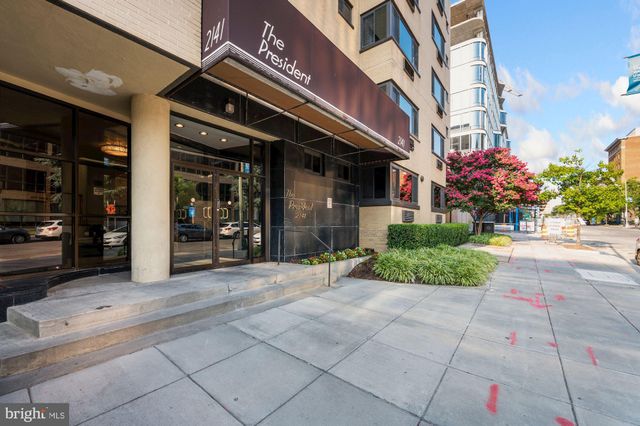 $1,800 | 2141 I Street Northwest, Unit 809 | Foggy Bottom