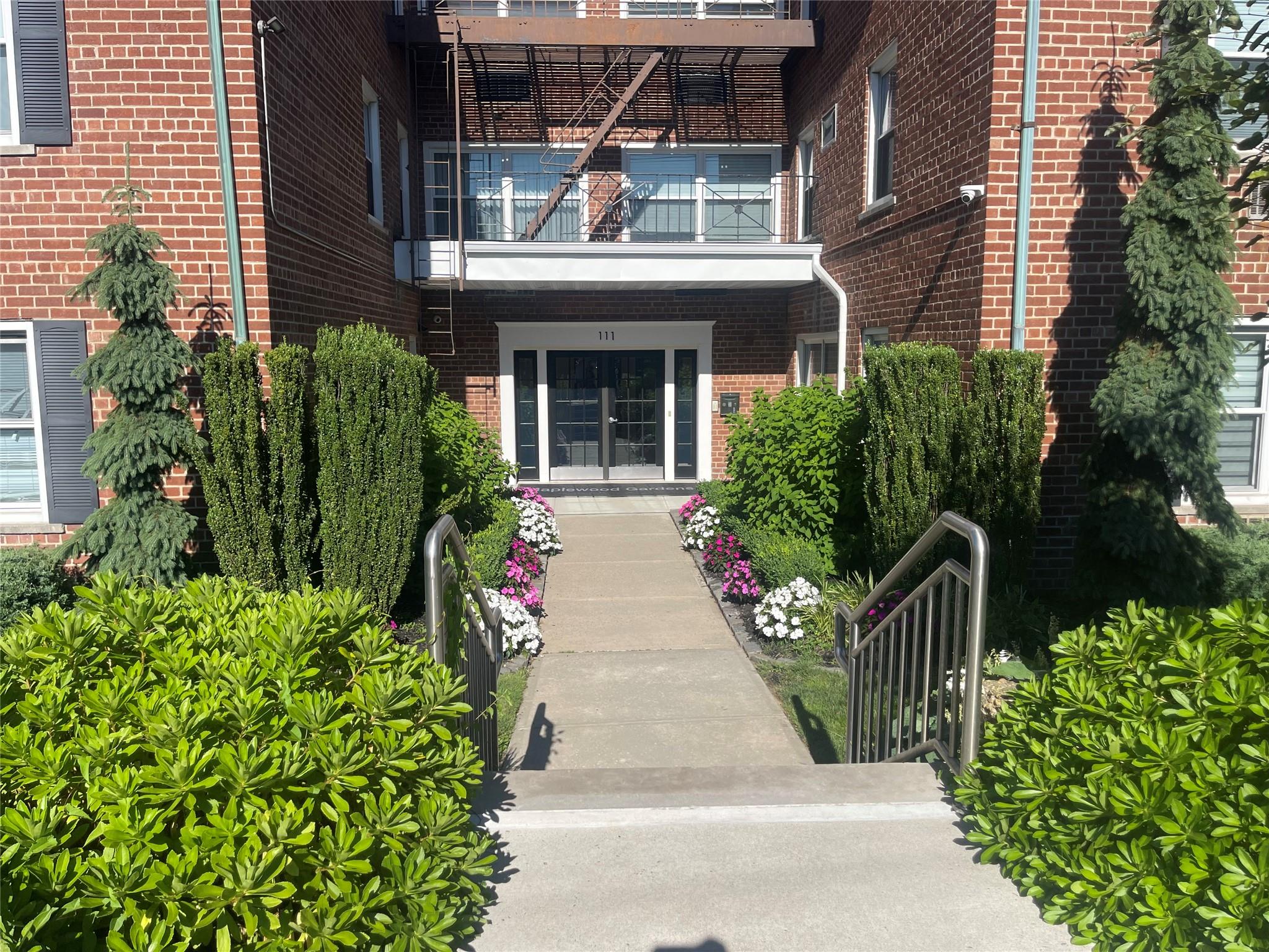 front view of house with a yard