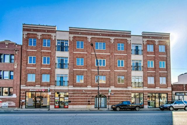 $550,000 | 1453 West Irving Park Road, Unit 302 | Lake View