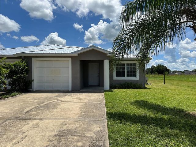 $1,895 | 2111 Albion Avenue | Cape Orlando Estates