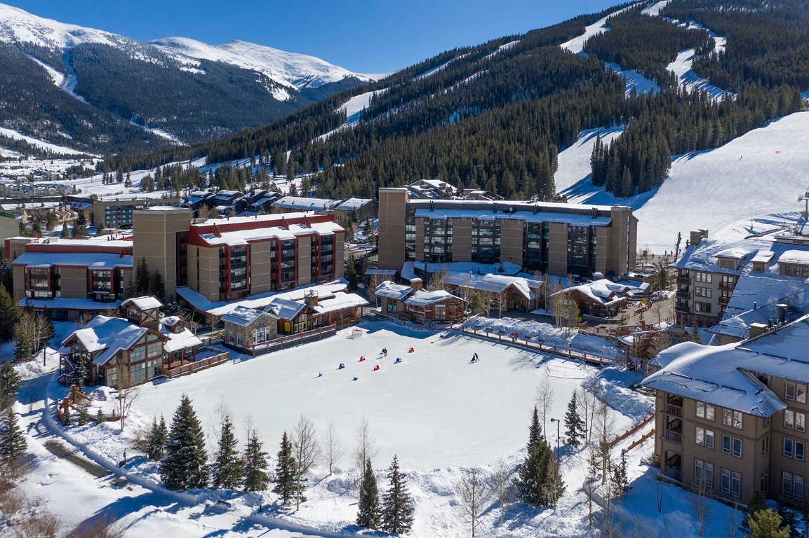 Village Square in the heart of Copper Mountain's Center Village!