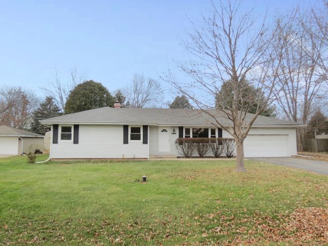 $339,900 | 16206 South McGrath Drive | Plainfield Township - Will County