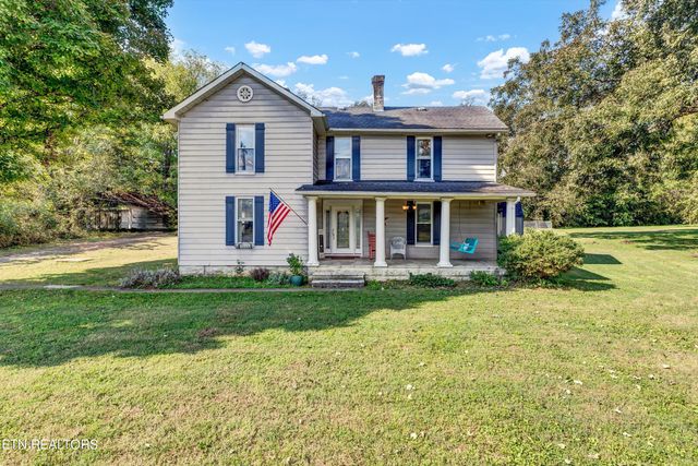 $385,000 | 3144 West Old Aj Highway | Strawberry Plains