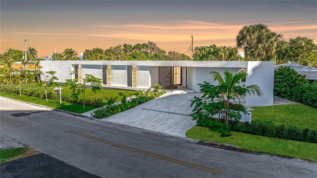 $3,970,000 | 2201 Northeast 122nd Road | Sans Souci