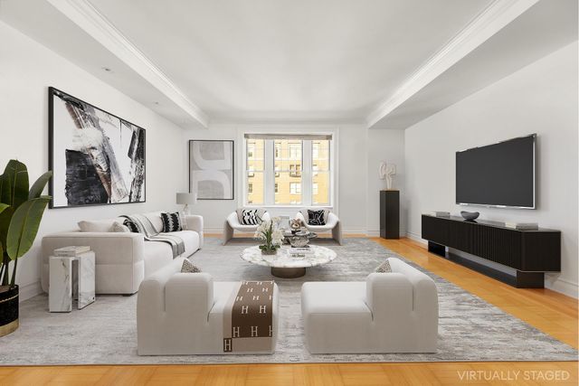 $2,995,000 | 875 Park Avenue, Unit 9B | Upper East Side