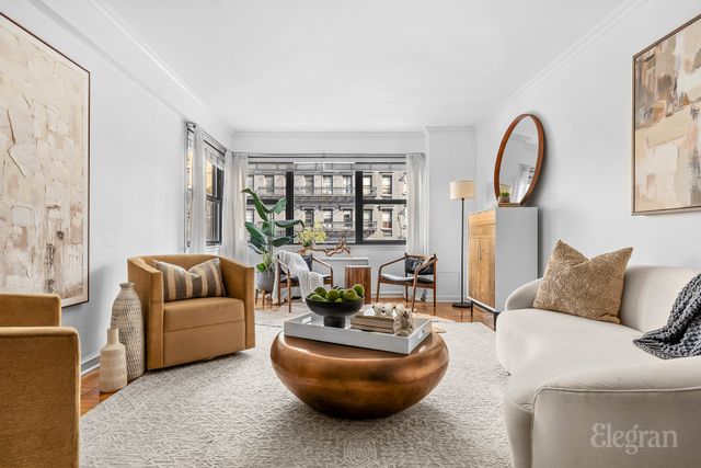 $649,000 | 345 East 69th Street, Unit 3E | Lenox Hill