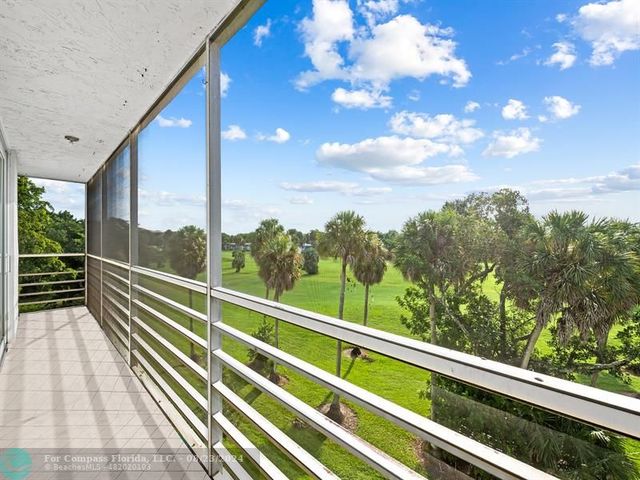 $350,000 | 806 Cypress Grove Lane, Unit 412 | Palm Aire