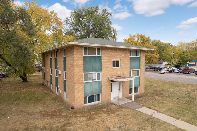 $660,000 | 5301 Dupont Avenue North | Bellvue