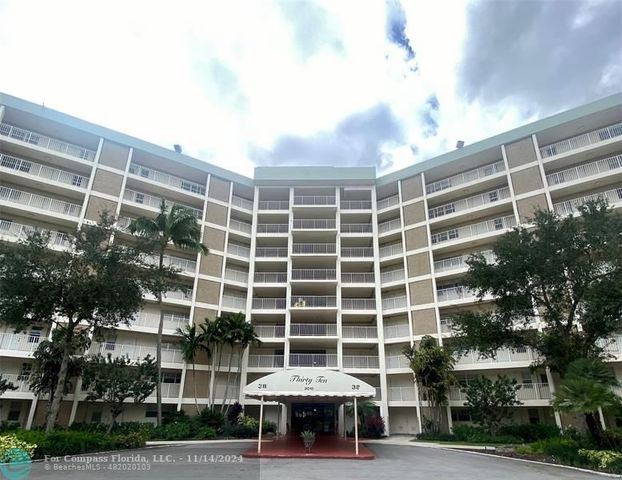 $429,000 | 3010 North Course Drive, Unit 106 | Palm Aire