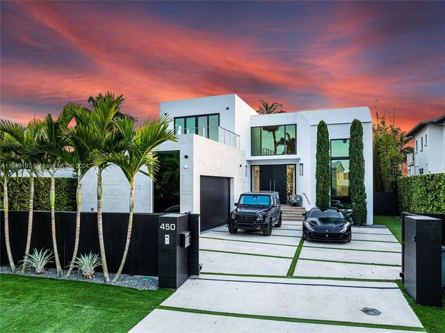 $11,250,000 | 450 West 62nd Street | La Gorce