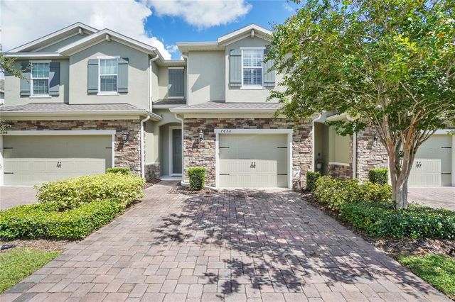 $390,000 | 7632 Aloma Pines Court | Goldenrod