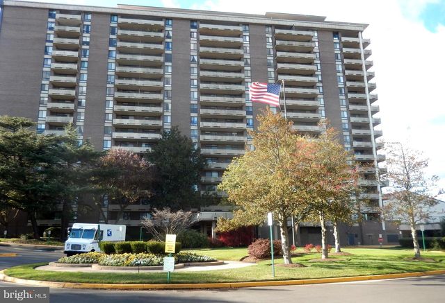 $2,500 | 1800 Old Meadow Road, Unit 1112 | Tysons Corner