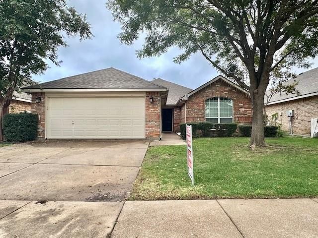 $2,450 | 4426 Emerald Leaf Drive | Mansfield