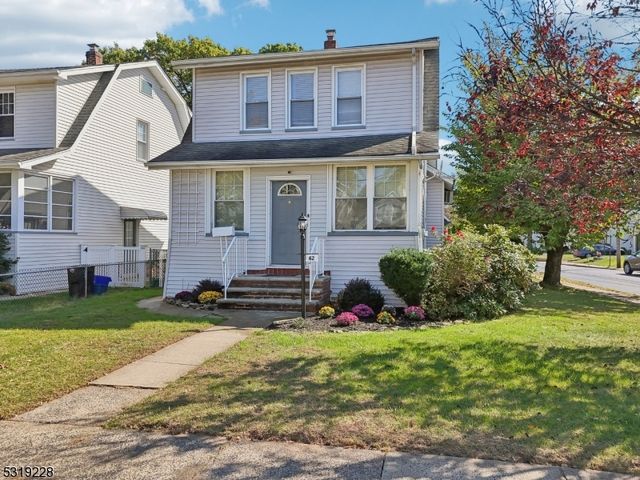 $615,000 | 62 Brookdale Avenue | Spring Garden