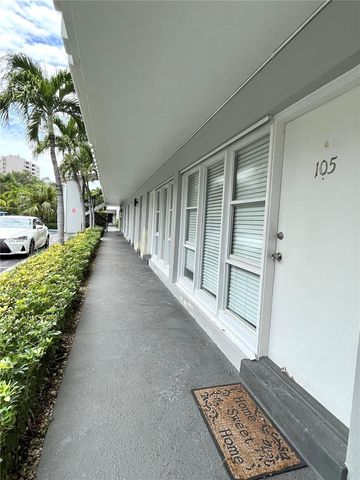 $2,200 | 21 Edgewater Drive, Unit 105 | Coral Gables