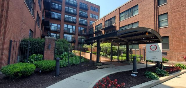 $1,800 | 2323 West Pershing Road, Unit 220 | New City