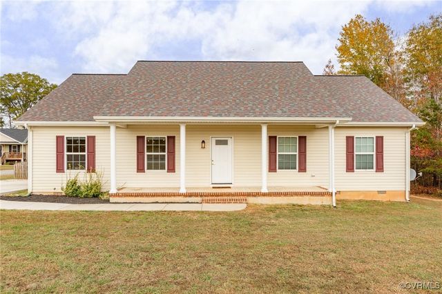 $380,000 | 224 Bella Woods Drive | Beaverdam