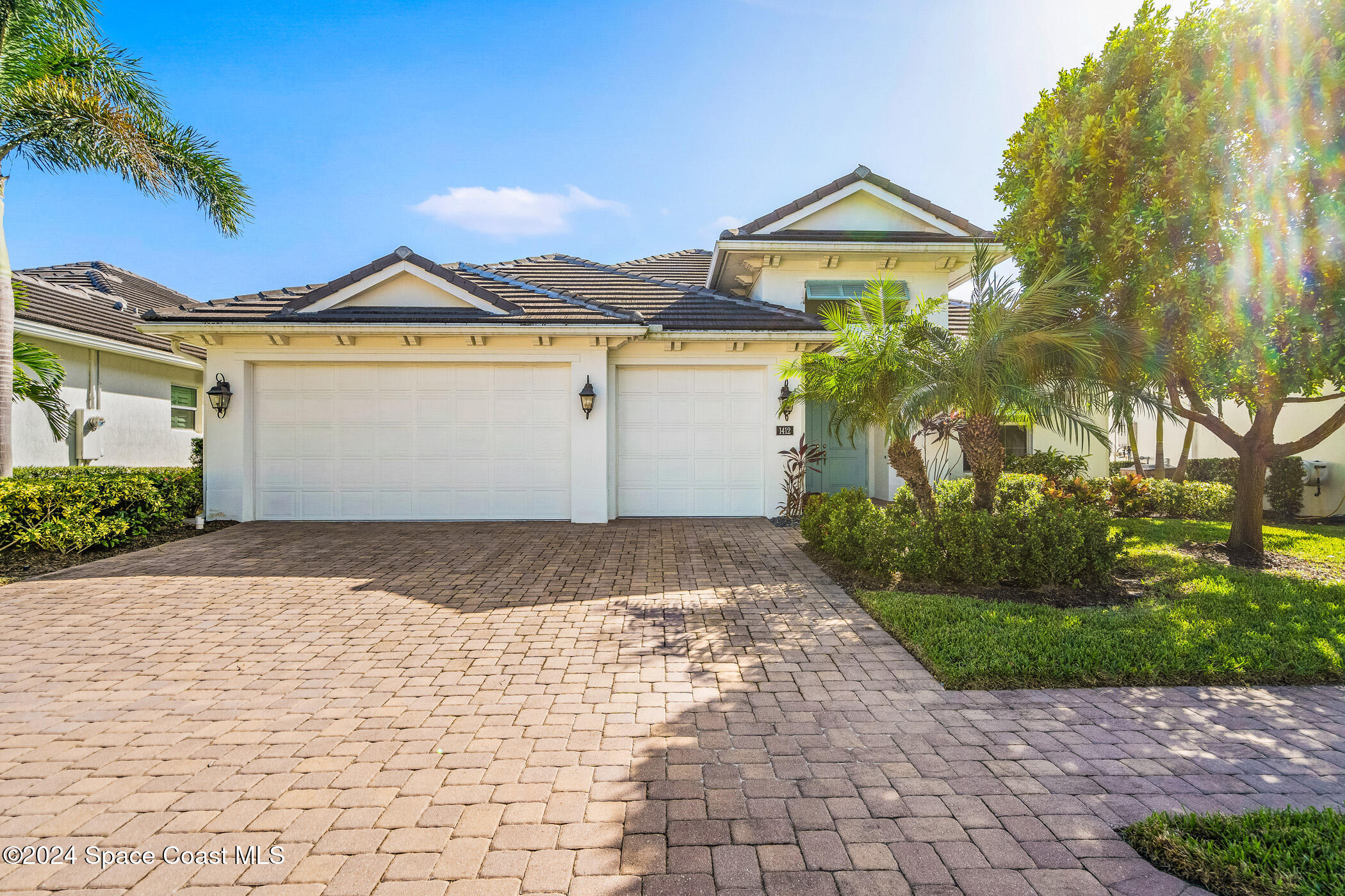 1412 Lily's Cay Circle-64