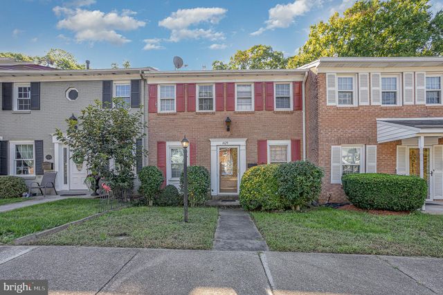 $450,000 | 1429 Deerfield Lane | Greenwich Hill