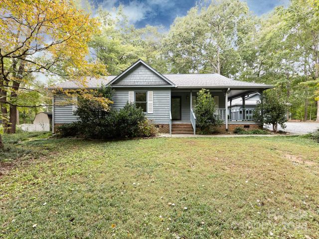 $489,500 | 5908 Indian Brook Drive | Indian Trail