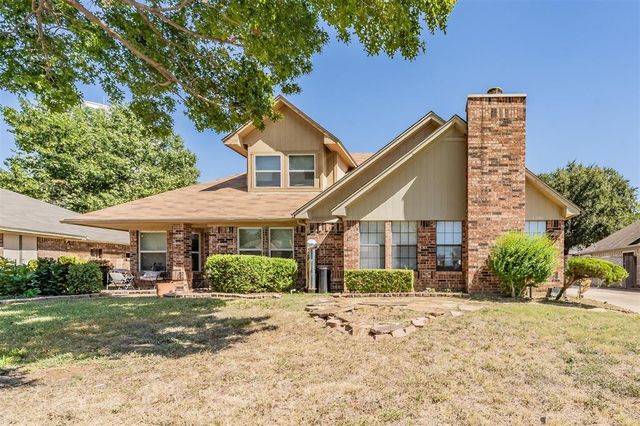 $289,500 | 2708 Newkirk Court | Euless