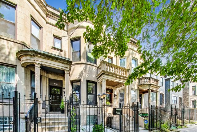 $519,000 | 4937 South Prairie Avenue | Bronzeville