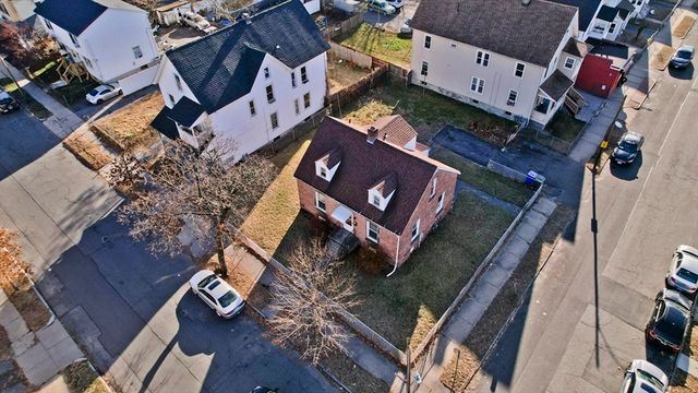 $249,999 | 182 Massasoit Street | Memorial Square