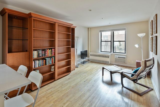 $2,200 | 145 East 29th Street, Unit 7E | Kips Bay