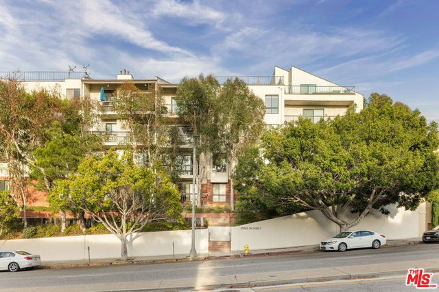 $8,250 | 15515 Sunset Boulevard, Unit 503 | Pacific Palisades