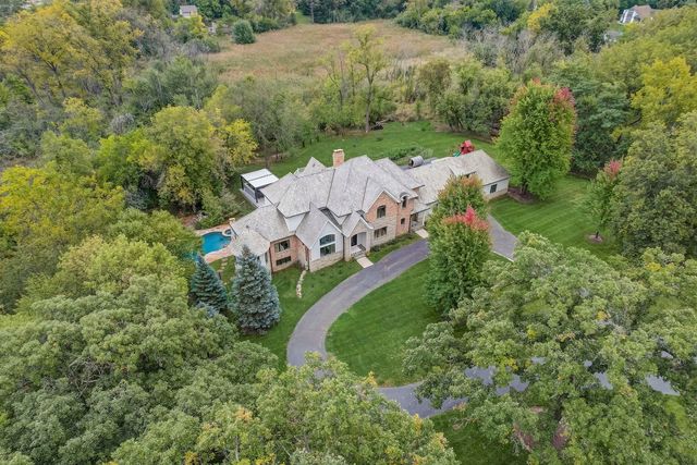 $2,900,000 | 6 Jacqueline Lane | Barrington Hills