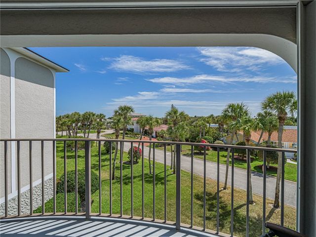 $519,000 | 5300 Florida A1A, Unit 305 | Oceanside