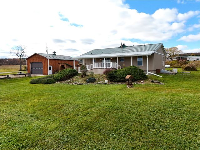 $349,000 | 8703 Gallagher Road | Pulteney