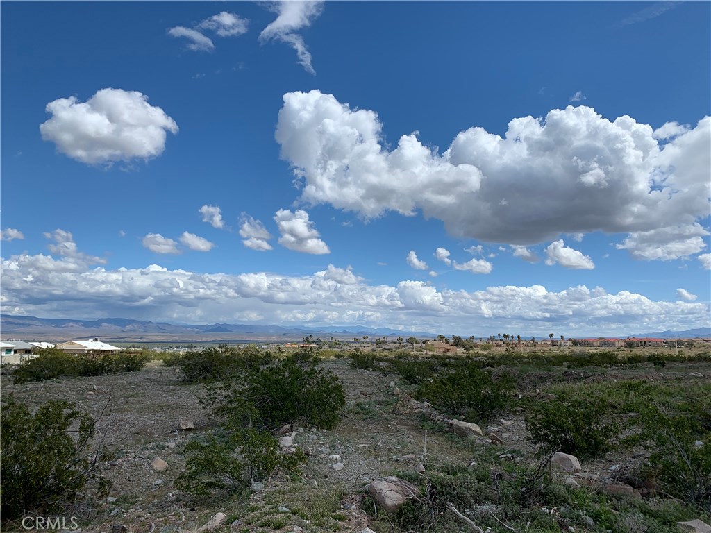 a view of a sky