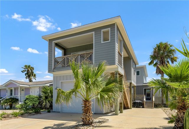 $3,700 | 515 West Avenue C | Port Aransas