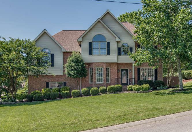 1520 Brookstone Circle Mount Juliet TN 37122 Compass