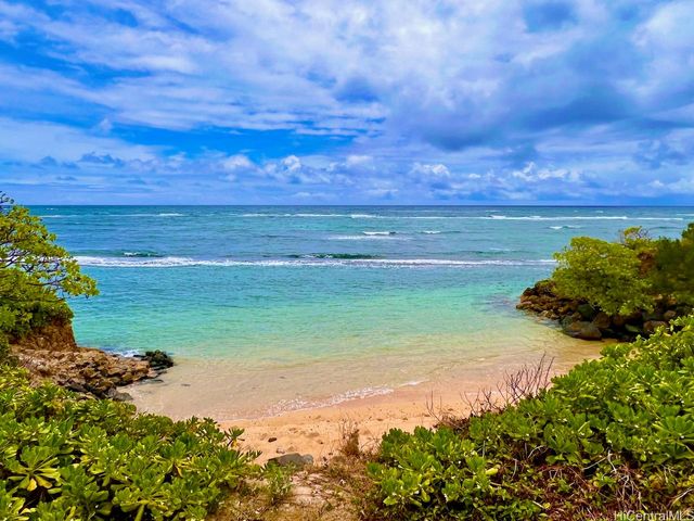 $1,850,000 | 55-299 Kamehameha Highway, Unit B | Laie Village