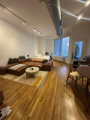 $5,300 | 146 Duane Street, Unit 4B | TriBeCa