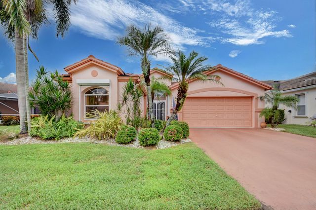 $445,000 | 9593 Harbour Lake Circle | Palm Isles