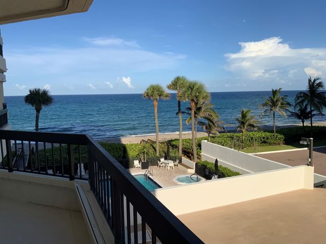 $8,950 | 3201 South Ocean Boulevard, Unit 304 | Highland Beach