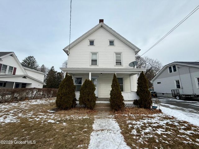 $114,900 | 11 Jackson Avenue | South Glens Falls