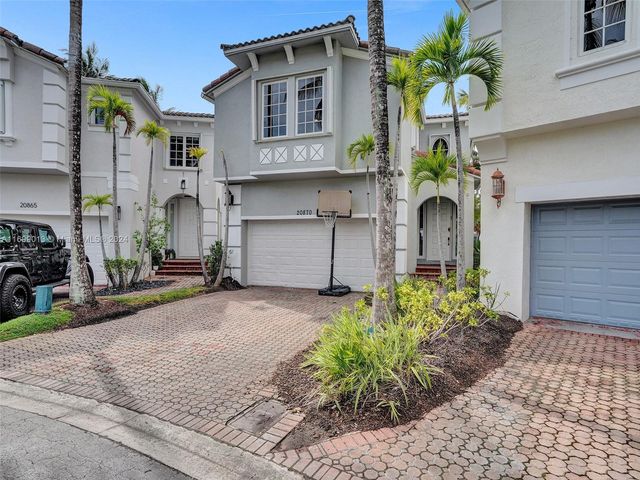 $1,249,000 | 20870 Northeast 30th Place | Aventura