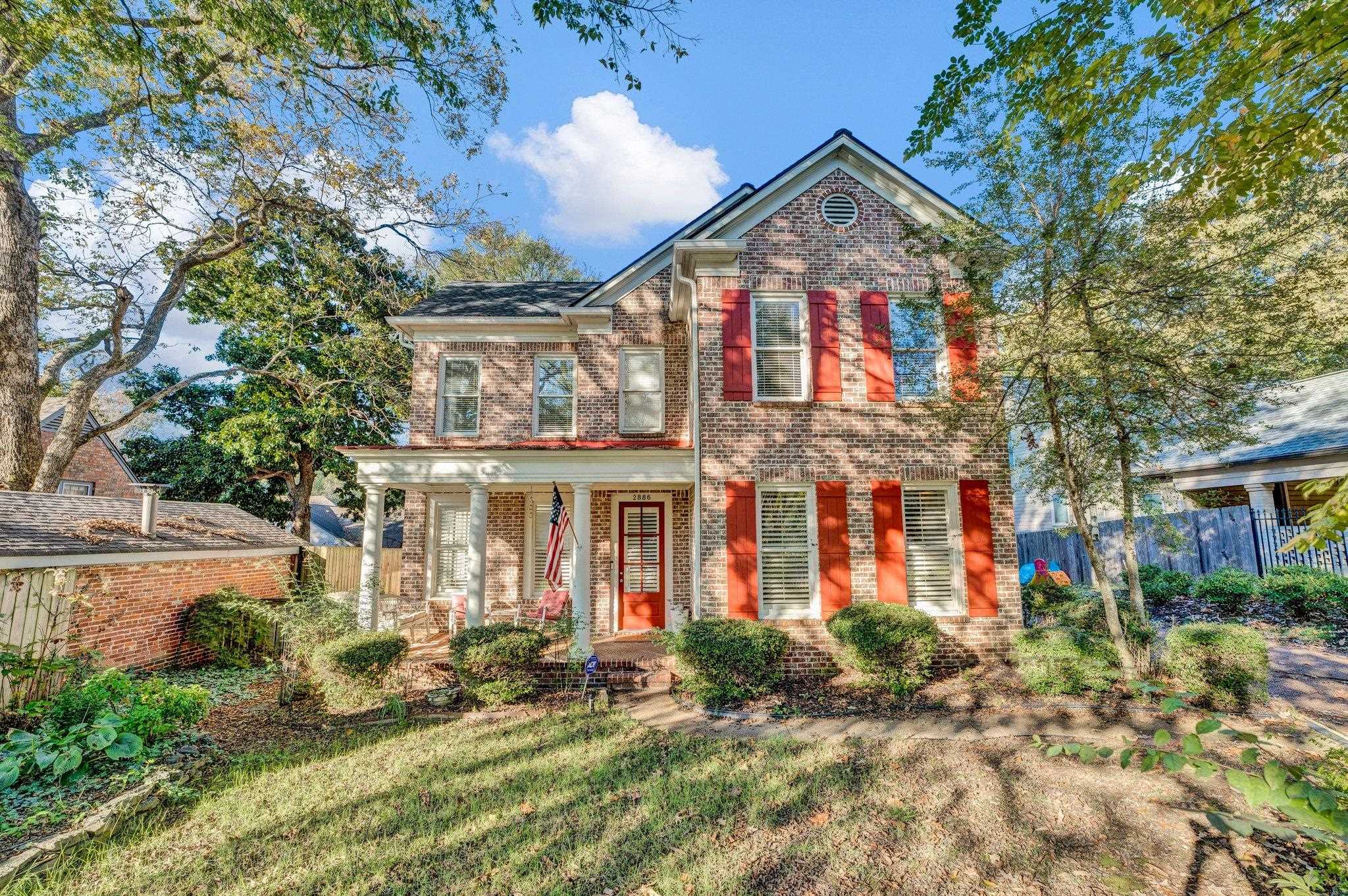 front view of house with a yard