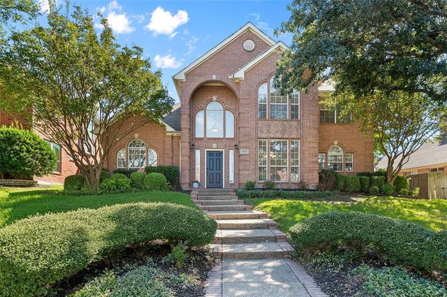 $700,000 | 4452 Lone Tree Drive | Plano